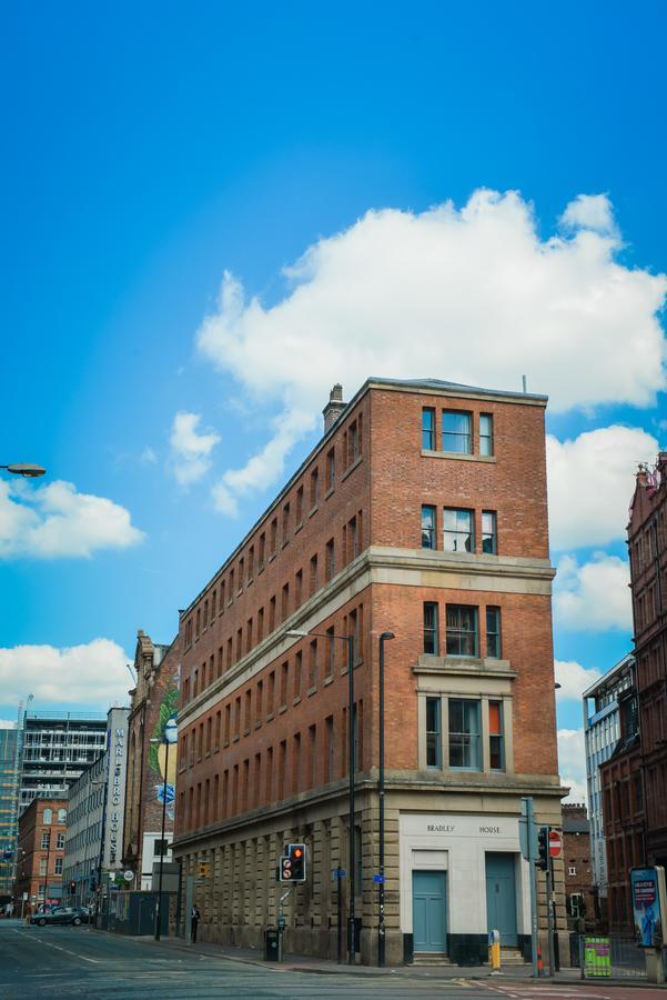 Easyhotel Manchester Exterior photo