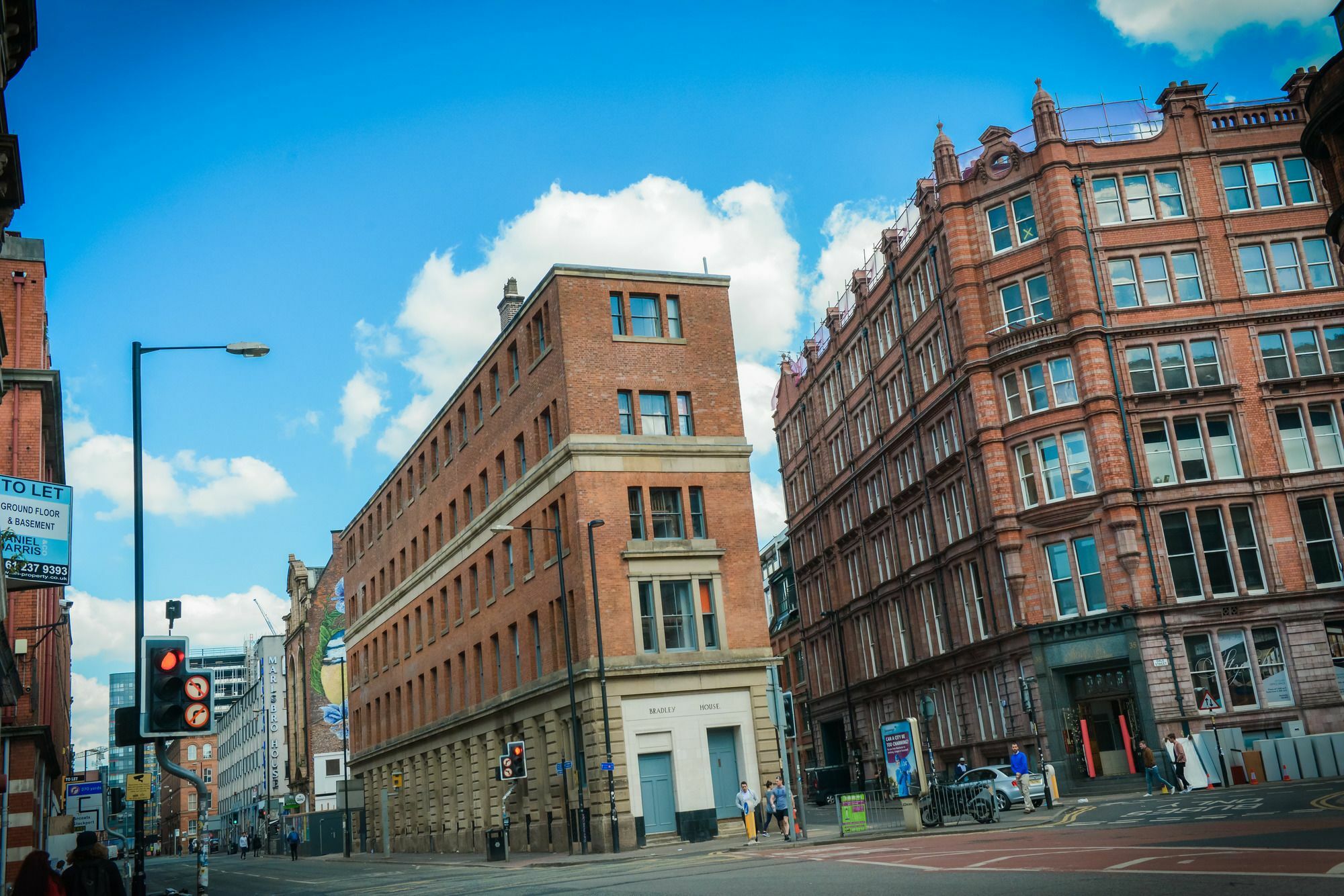 Easyhotel Manchester Exterior photo